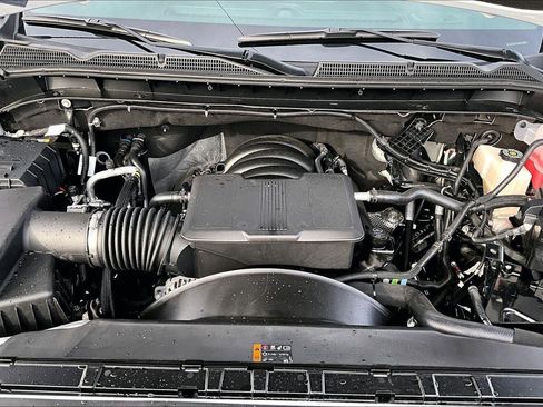 Used 2026 GMC Sierra 3500 Pro w/ Convenience Package image 9