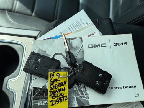 Used 2015 GMC Sierra 1500 Denali w/ Driver Alert Package image 28