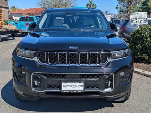 Certified 2021 Jeep Grand Cherokee L Overland w/ Luxury Tech Group IV image 2