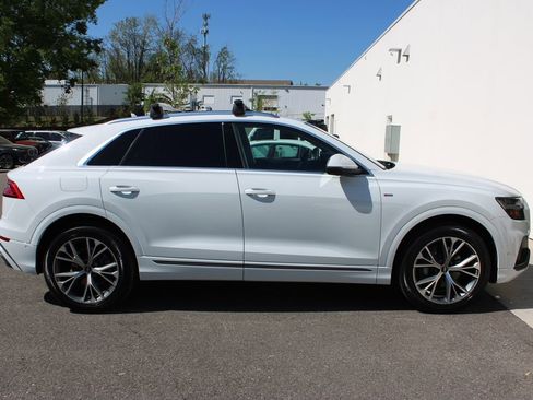 Used 2021 Audi Q8 Prestige w/ Prestige Package AWD/4WD image 32