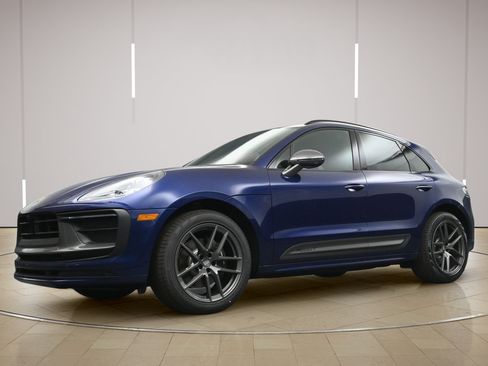 New 2026 Porsche Macan AWD/4WD image 27