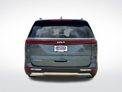 Used 2024 Kia Carnival SX FWD image 4