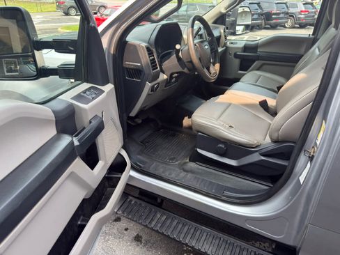 Used 2022 Ford F350 XL w/ Power Equipment Group AWD/4WD image 11