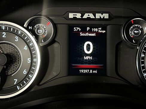 Used 2024 RAM 2500 Big Horn w/ Bed Utility Group image 16