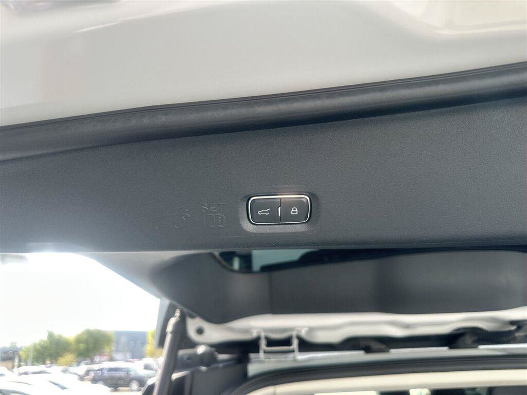 Used 2025 Ford Expedition Max Active AWD/4WD image 22