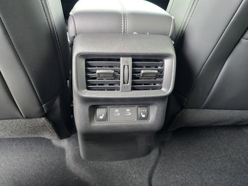 New 2026 Nissan Murano Platinum AWD/4WD image 24