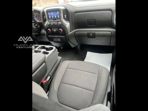 Used 2021 Chevrolet Silverado 1500 LT image 16