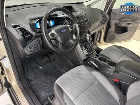 Used 2017 Ford C-MAX SE image 9
