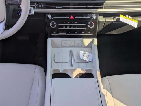 New 2026 Hyundai Santa Fe SEL FWD image 17
