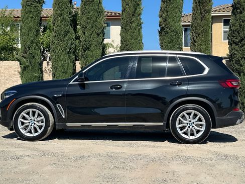 Used 2023 BMW X5 xDrive45e w/ Parking Assistance Package AWD/4WD image 7