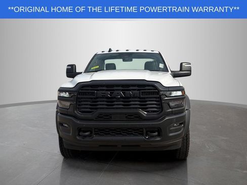 New 2026 RAM 5500 Tradesman AWD/4WD image 8
