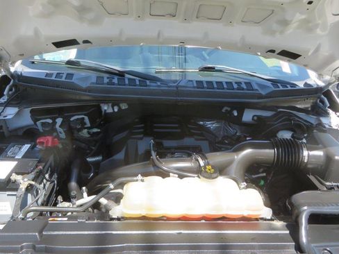 Used 2018 Ford F150 XL w/ Equipment Group 101A Mid AWD/4WD image 28