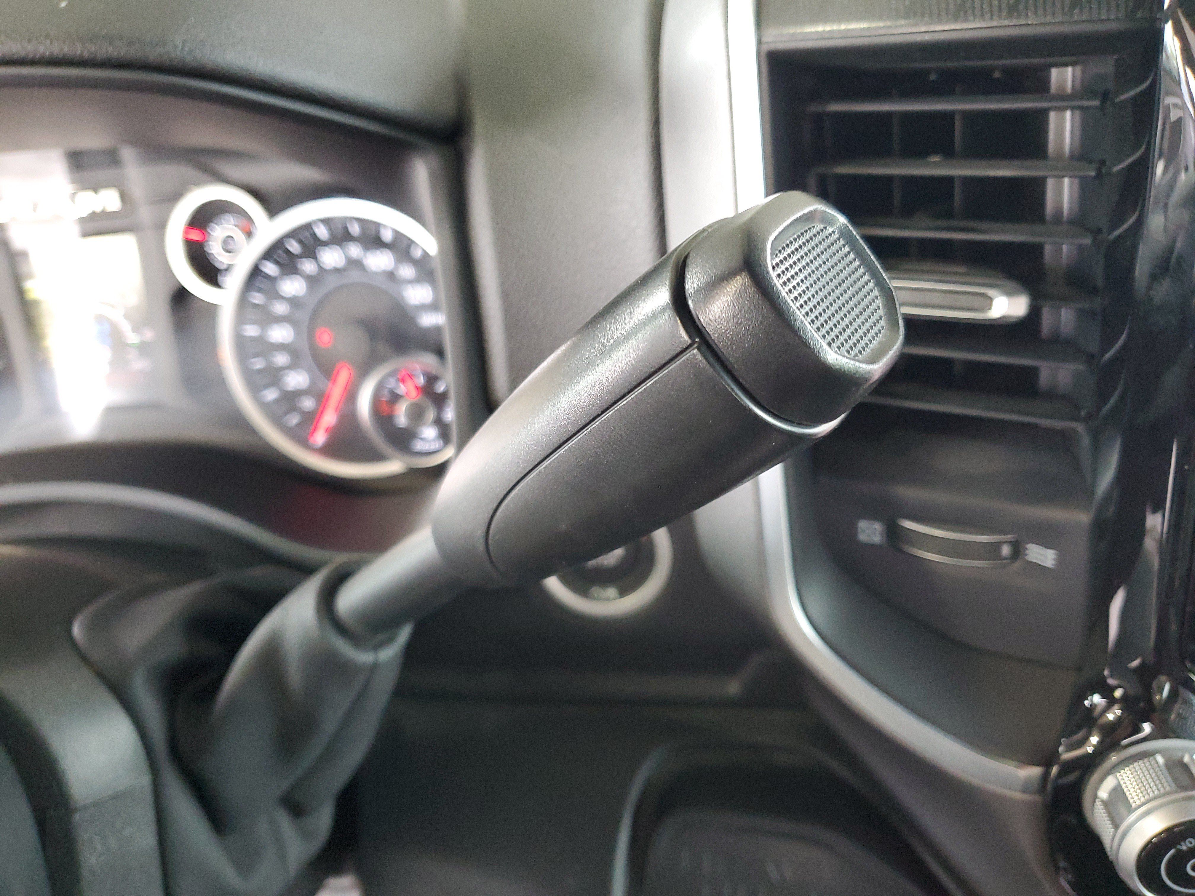 New 2025 RAM 2500 Big Horn AWD/4WD image 29
