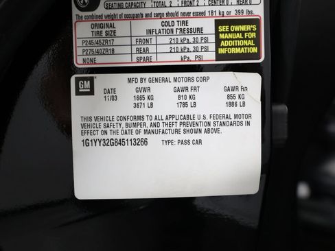 Used 2004 Chevrolet Corvette Convertible w/ Preferred Equipment Group RWD image 31
