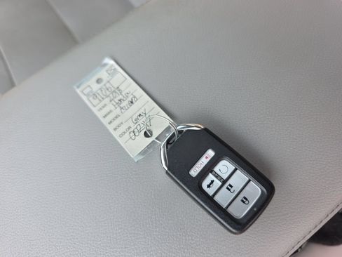 Used 2018 Honda Accord Touring image 35