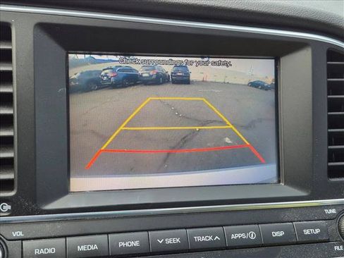 Used 2018 Hyundai Elantra SEL FWD image 11