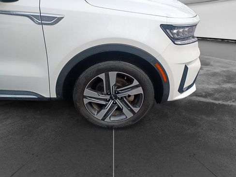 Used 2023 Kia Sorento SX Prestige AWD/4WD image 11