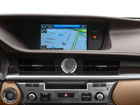 Used 2018 Lexus ES 350 w/ Navigation System Package FWD image 17