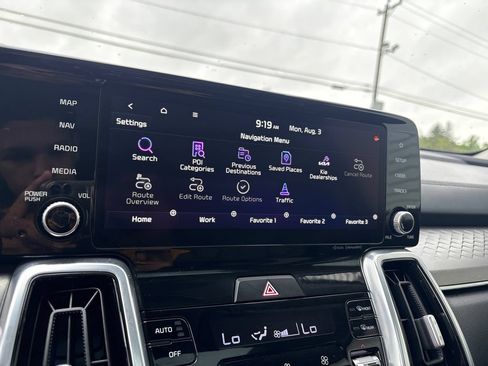 Used 2022 Kia Sorento SX AWD/4WD image 23