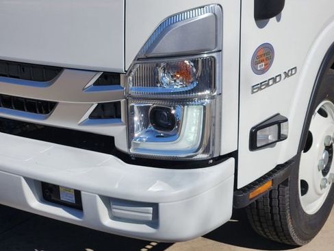 New 2024 Chevrolet Low Cab Forward 5500XD RWD image 14