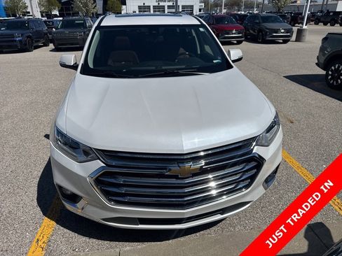 Used 2019 Chevrolet Traverse High Country w/ LPO, Floor Liner Package AWD/4WD image 2