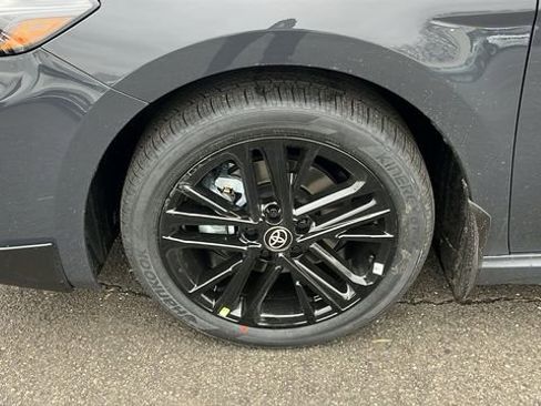 New 2026 Toyota Camry SE image 5