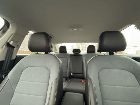 Used 2025 Volkswagen Jetta SE image 26