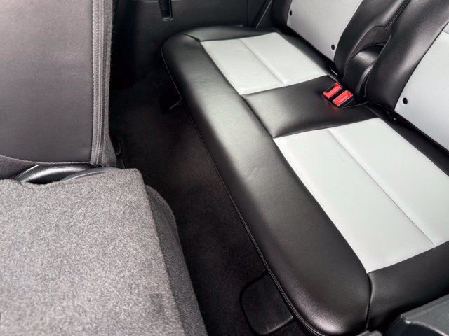 Used 2023 Ford Explorer XLT w/ Equipment Group 202A AWD/4WD image 27