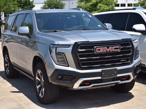 Used 2025 GMC Yukon AT4 Ultimate w/ LPO, Floor Liner Package AWD/4WD image 4