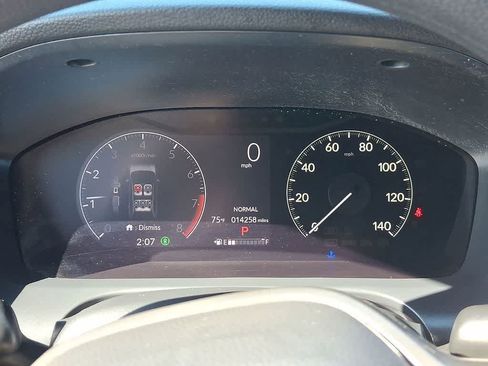 Used 2023 Honda HR-V LX image 13