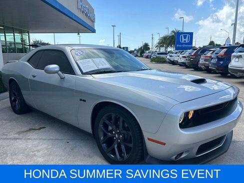 Used 2023 Dodge Challenger R/T w/ Plus Package RWD image 3