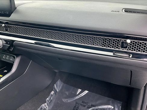 Used 2024 Honda Civic Touring image 18