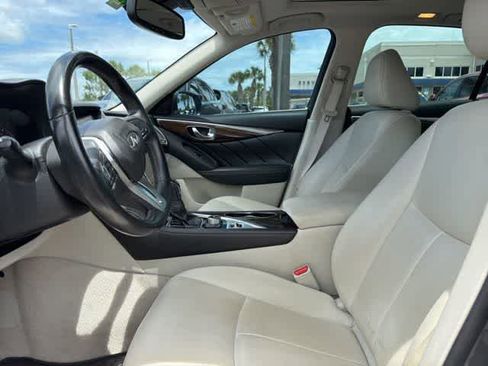 Used 2019 INFINITI Q50 Luxe w/ Cargo Package (L96) RWD image 17