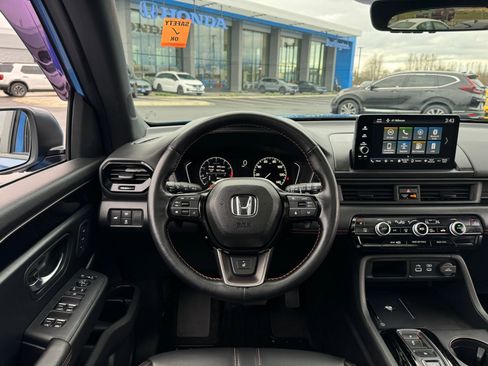 Certified 2024 Honda Pilot TrailSport image 16