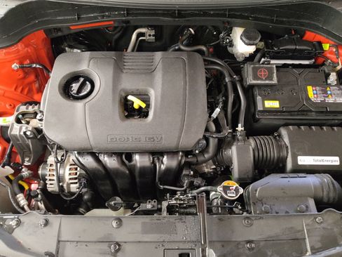 Used 2025 Kia Soul LX image 30