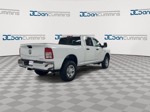 Used 2024 RAM 3500 Tradesman w/ Chrome Appearance Group AWD/4WD image 8