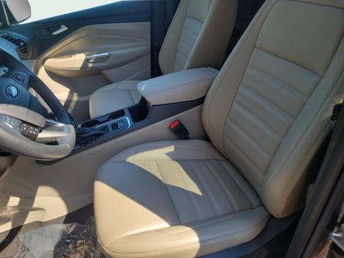 Used 2019 Ford Escape SEL AWD/4WD image 22