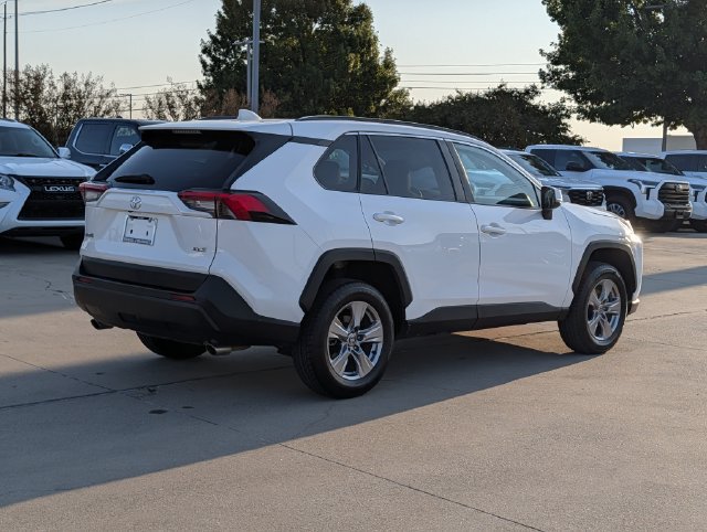 Used 2023 Toyota RAV4 XLE FWD image 6