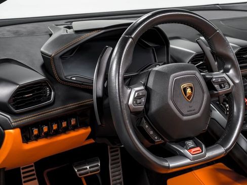 Used 2017 Lamborghini Huracan LP 580-2 image 13