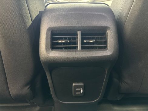 Used 2019 Chevrolet Equinox LT AWD/4WD image 32