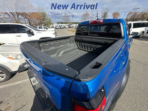 Used 2024 Chevrolet Colorado ZR2 w/ ZR2 Convenience Package III image 9
