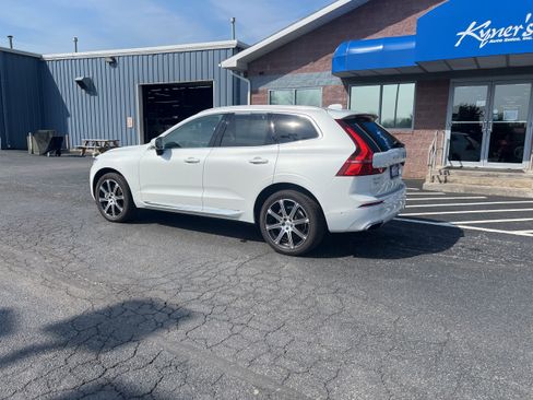 Used 2019 Volvo XC60 T6 Inscription image 4