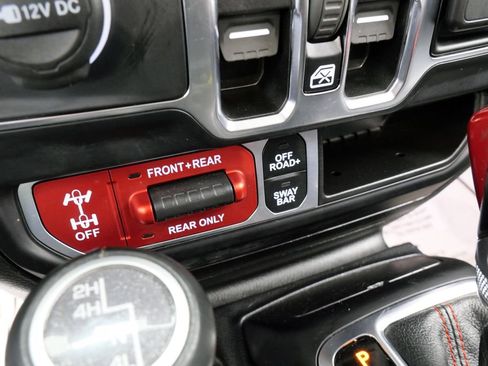 Used 2021 Jeep Wrangler Unlimited Rubicon AWD/4WD image 28