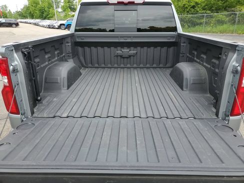 Certified 2025 Chevrolet Silverado 1500 High Country AWD/4WD image 35