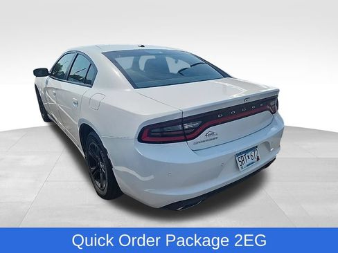 Used 2022 Dodge Charger SXT RWD image 5
