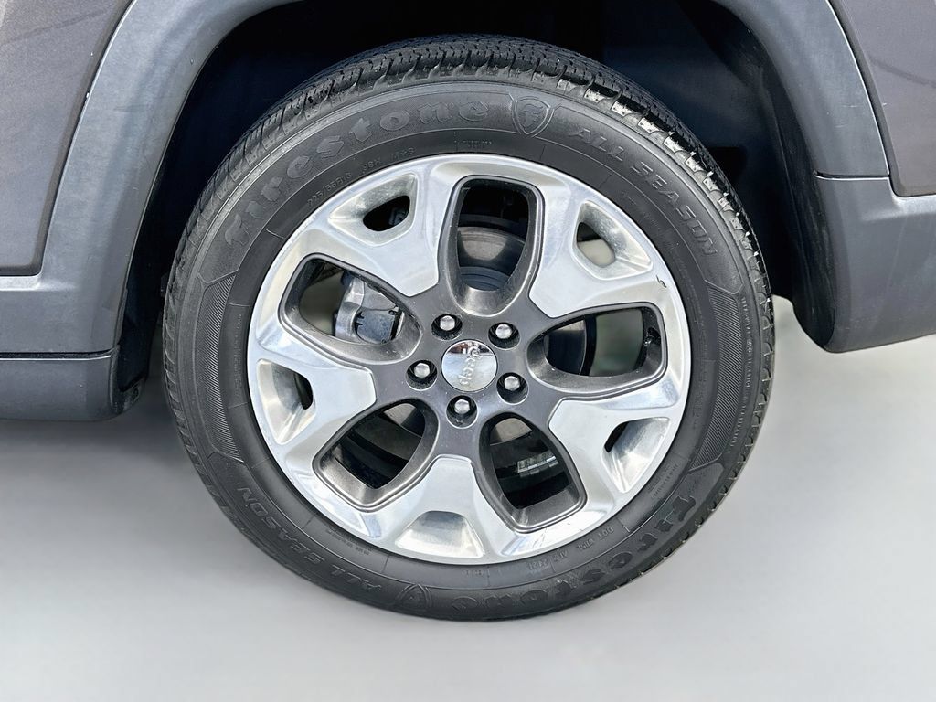 Used 2021 Jeep Compass Limited FWD image 29