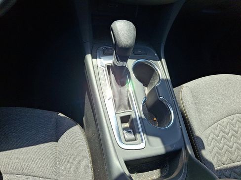 Used 2024 Chevrolet Equinox LT AWD/4WD image 15