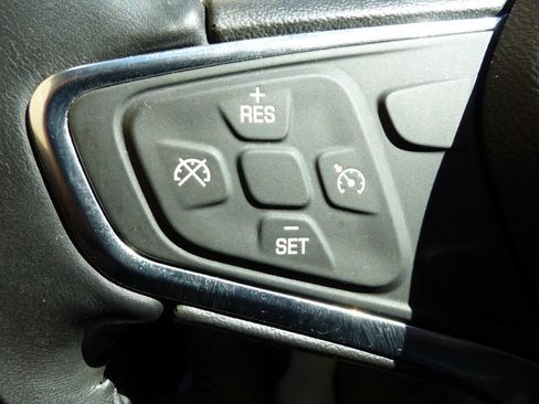 Used 2021 Chevrolet Malibu LT w/ Sport Edition FWD image 38