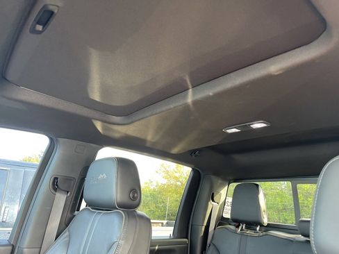 Used 2021 Chevrolet Silverado 2500 High Country w/ Z71 Off-Road Package image 11