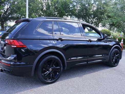 Certified 2023 Volkswagen Tiguan SE R-Line image 8